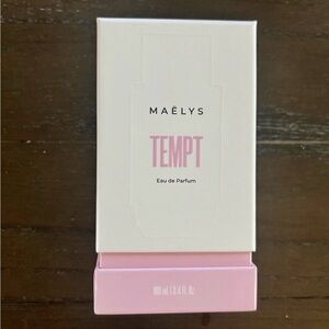 MAELYS Tempt perfume